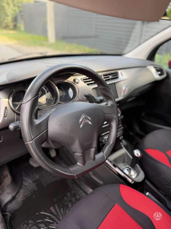 Citroen C3, 1.2 l., hatchback