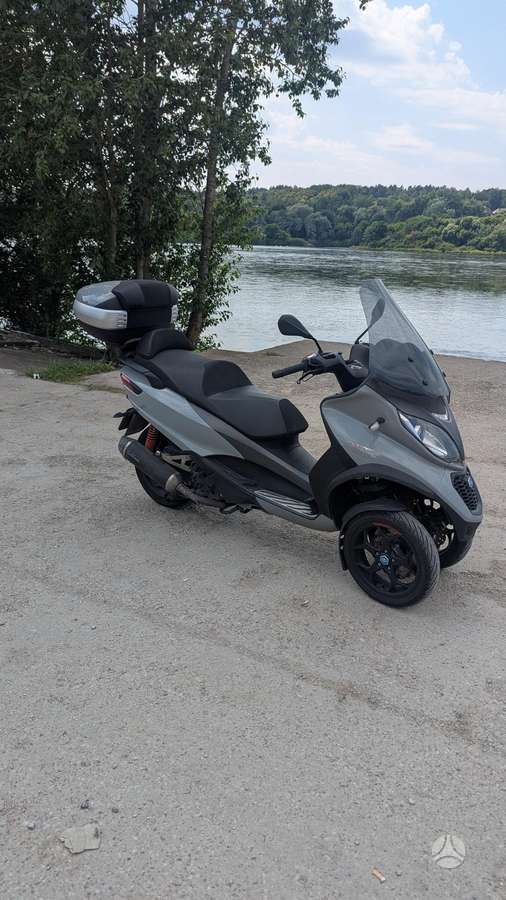 Piaggio MP3 500cc, triračiai
