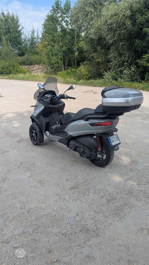 Piaggio MP3 500cc, tricikli
