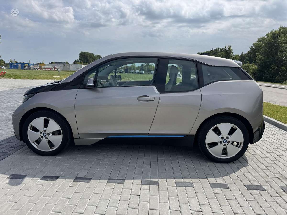 BMW i3, 22 kWh, hatchback