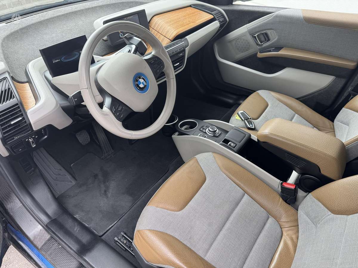 BMW i3, 22 kWh, hatchback
