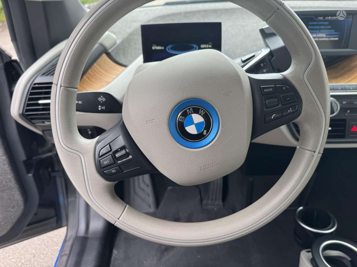 BMW i3, 22 kWh, hatchback