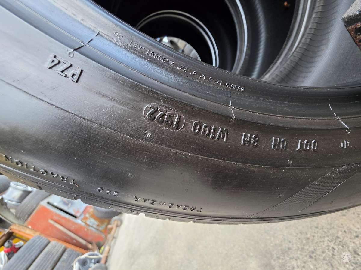 Pirelli P zero pz4, summer 275/45 R21