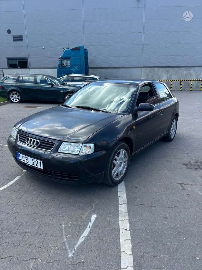 Audi A3, 1.6 l., hatchback