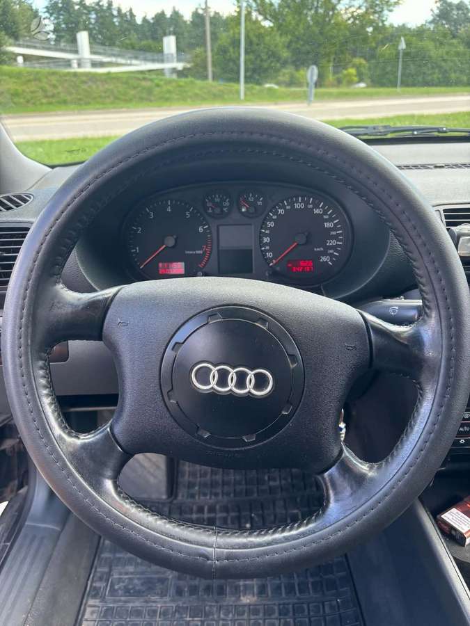 Audi A3, 1.6 l., Хэтчбек