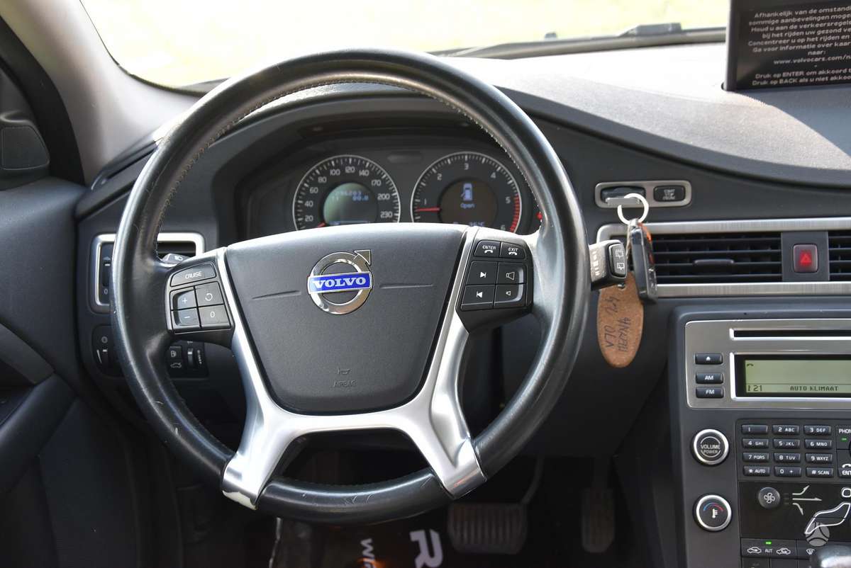Volvo V70, 2.4 l., Универсал