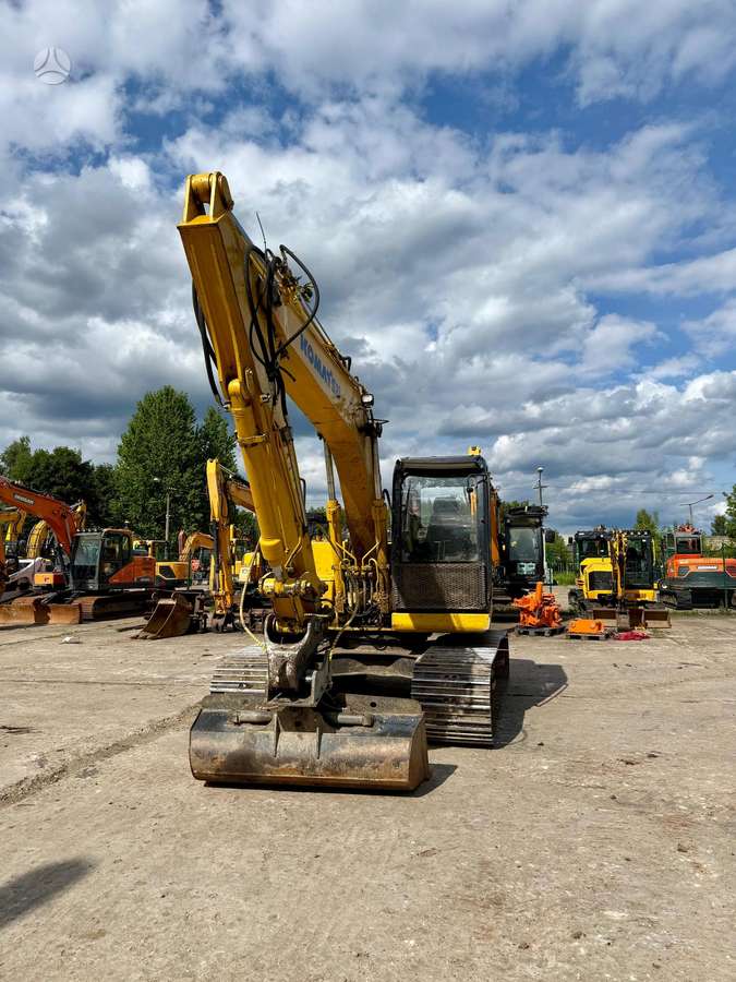 LIUGONG CLG 915 D, экскаваторы