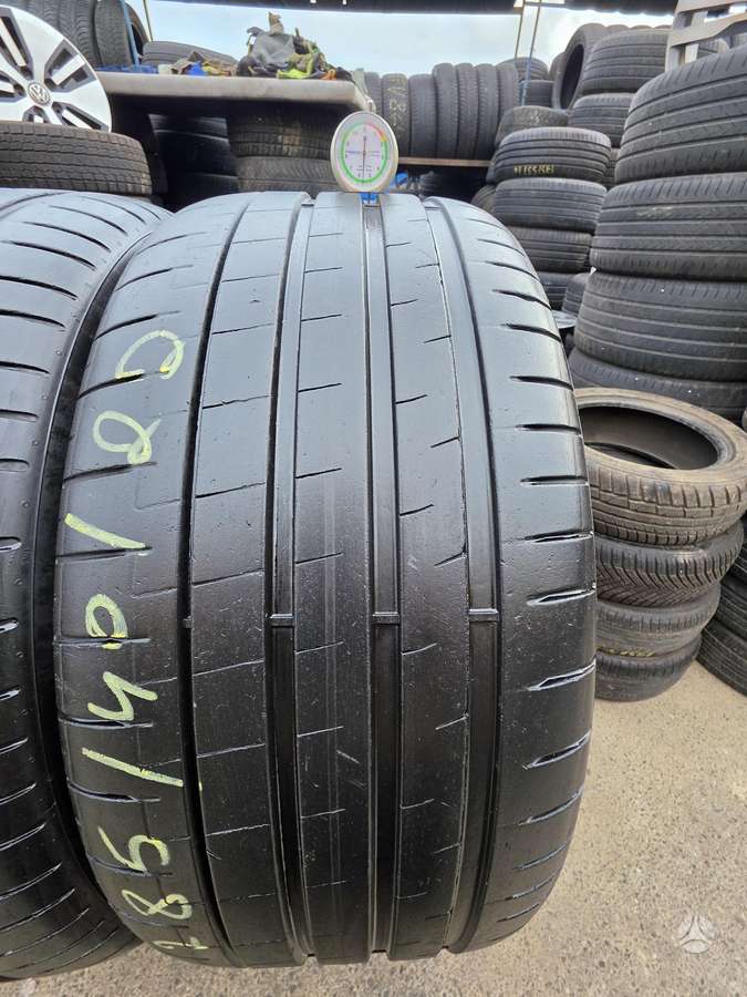 Pirelli P zero pz4, vasarinės 285/40 R22