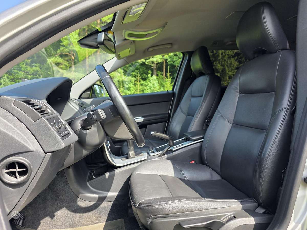 Volvo V50, 2.0 l., wagon