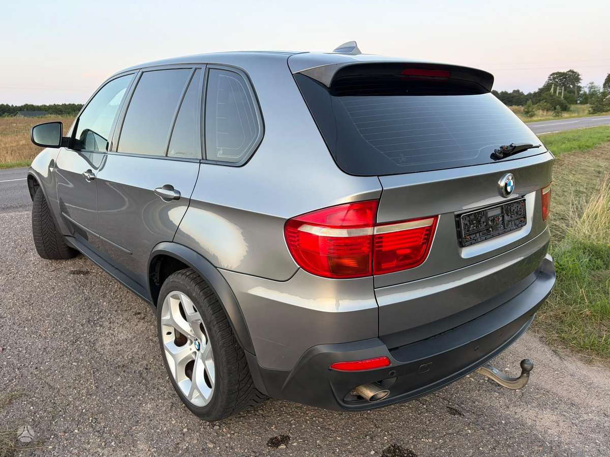 BMW X5, Внедорожник / Кроссовер