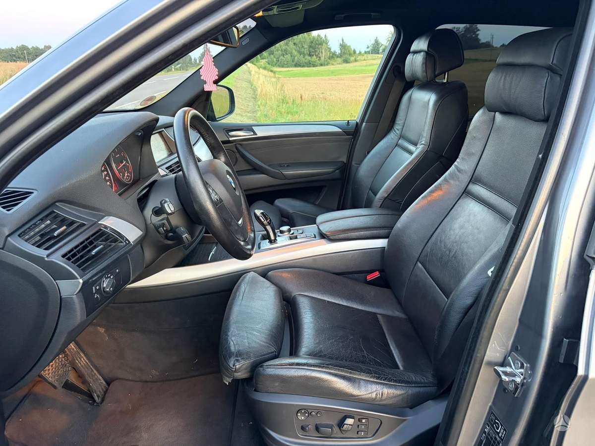 BMW X5, Внедорожник / Кроссовер