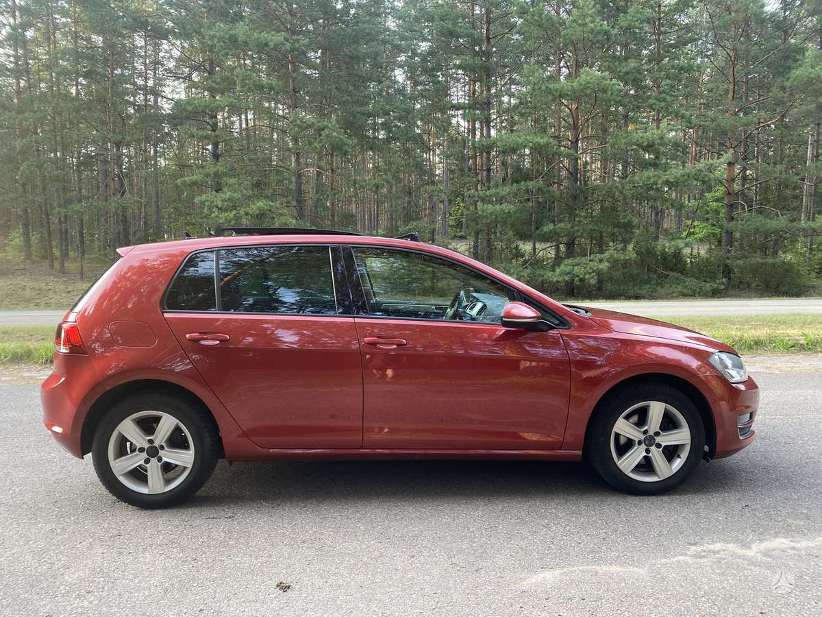 Volkswagen Golf, 1.2 l., hatchback