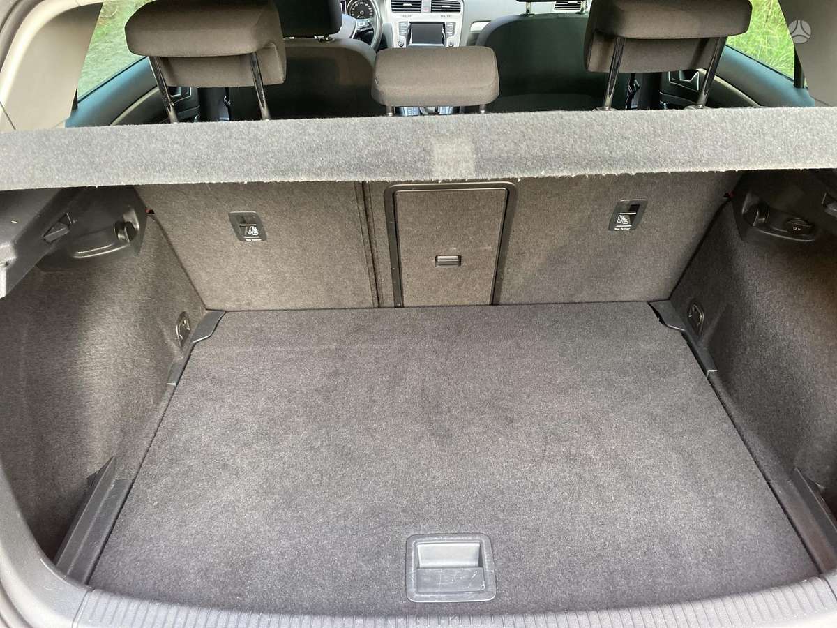 Volkswagen Golf, 1.2 l., hatchback