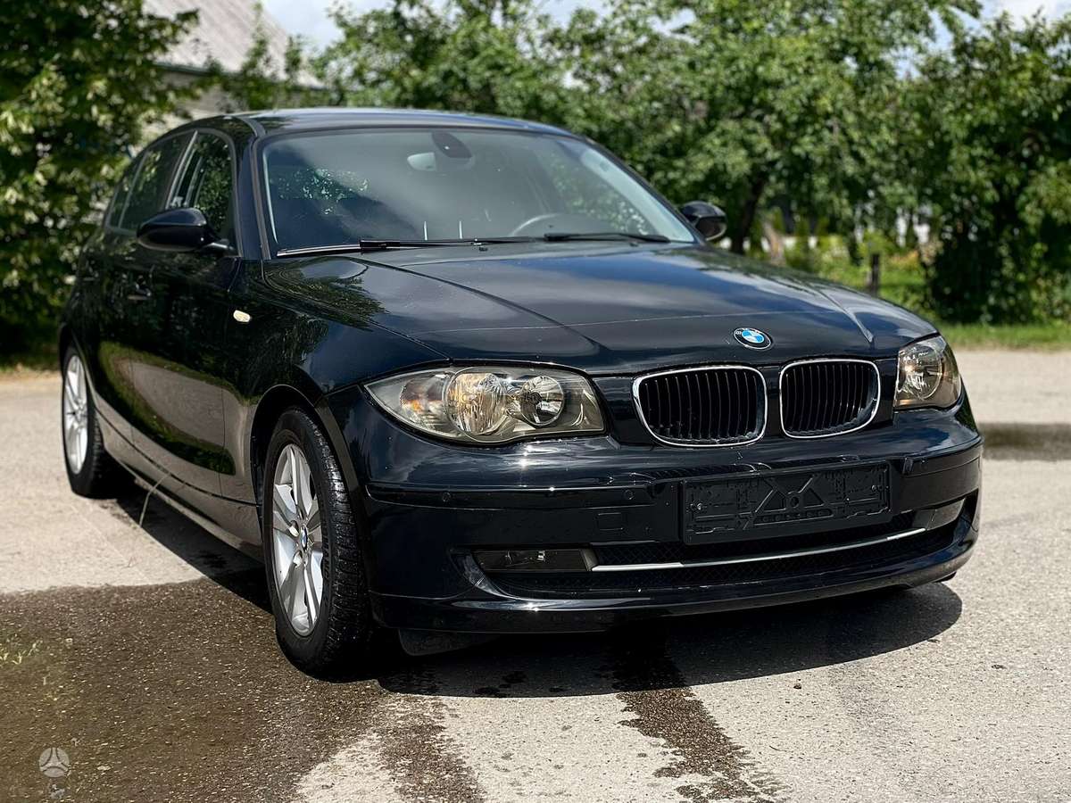 BMW 118, 2.0 l., hatchback