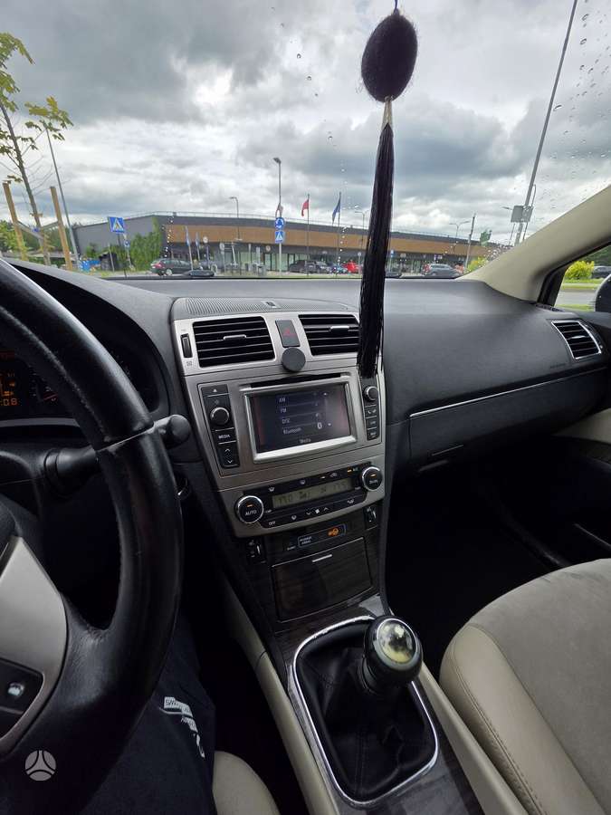 Toyota Avensis, 2.2 l., Универсал