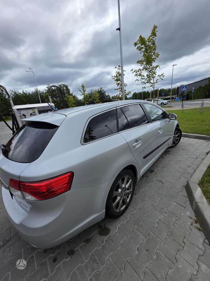 Toyota Avensis, 2.2 l., Универсал