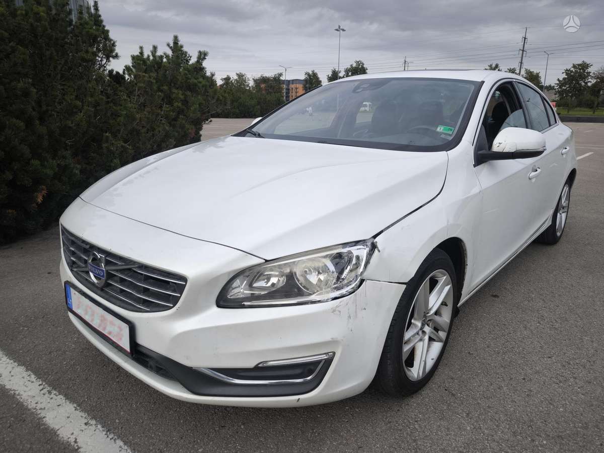 Volvo S60, 2.0 l., Хэтчбек
