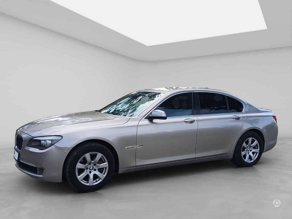 BMW 730, 3.0 l., Седан