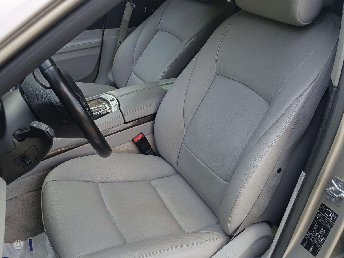 BMW 730, 3.0 l., Седан