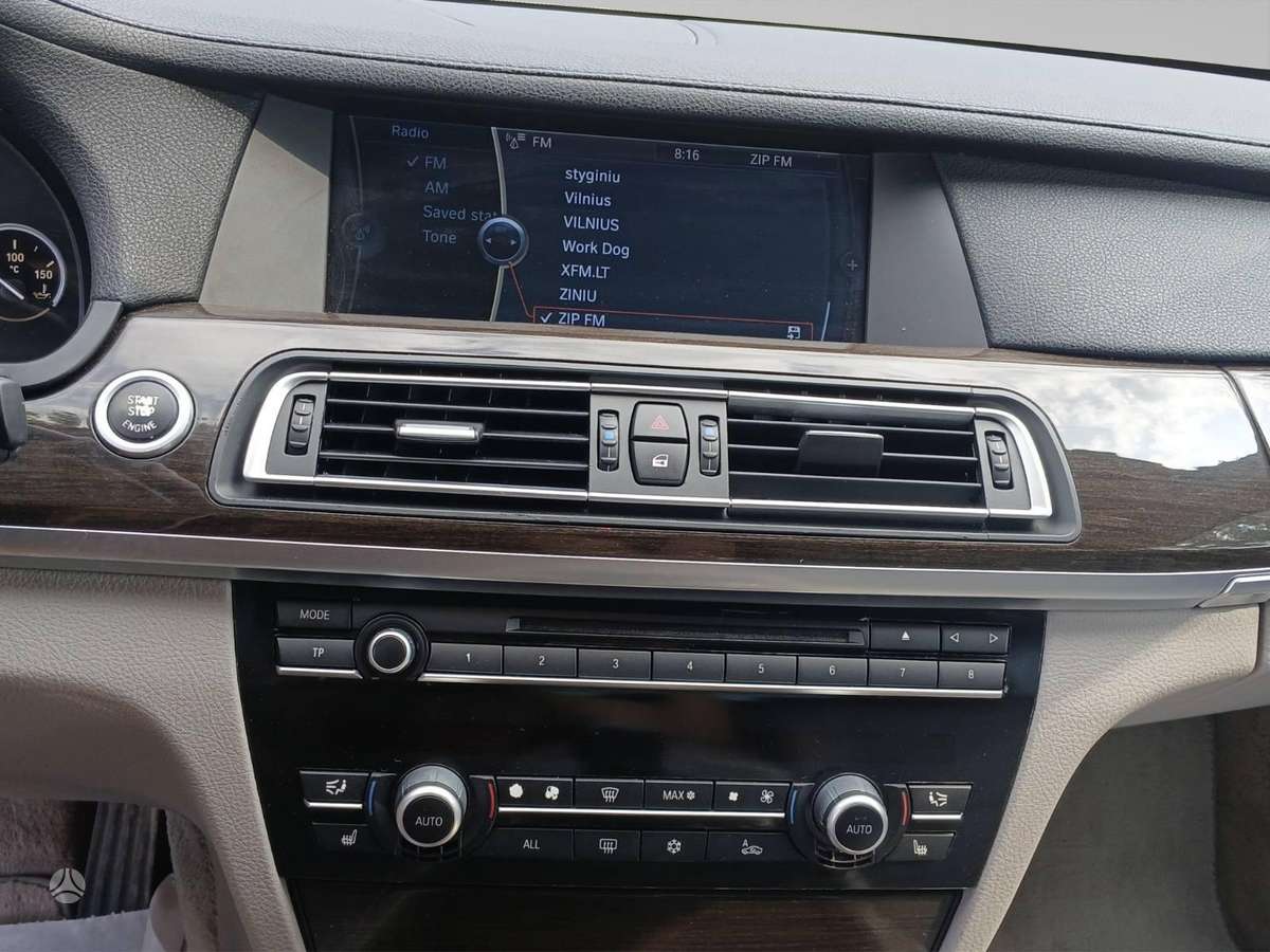 BMW 730, 3.0 l., Седан
