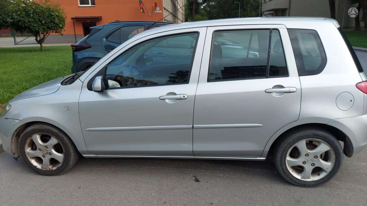 Mazda 2, Другое