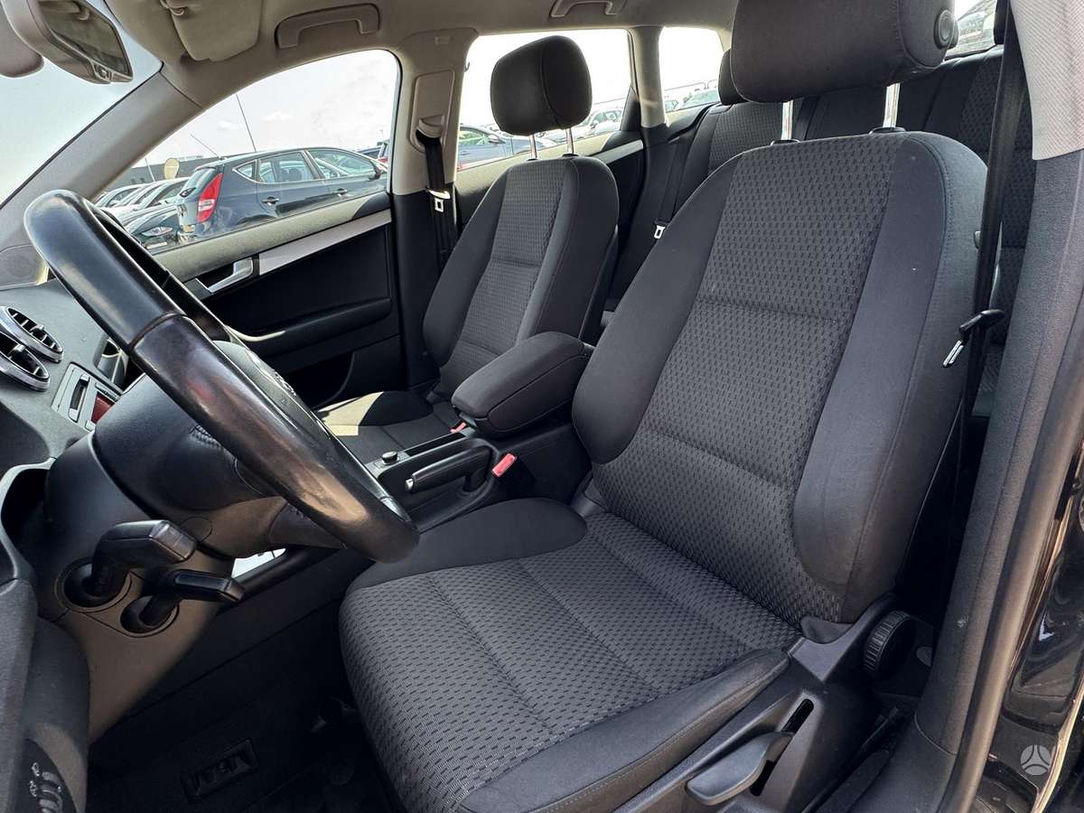 Audi A3, 1.6 l., hatchback