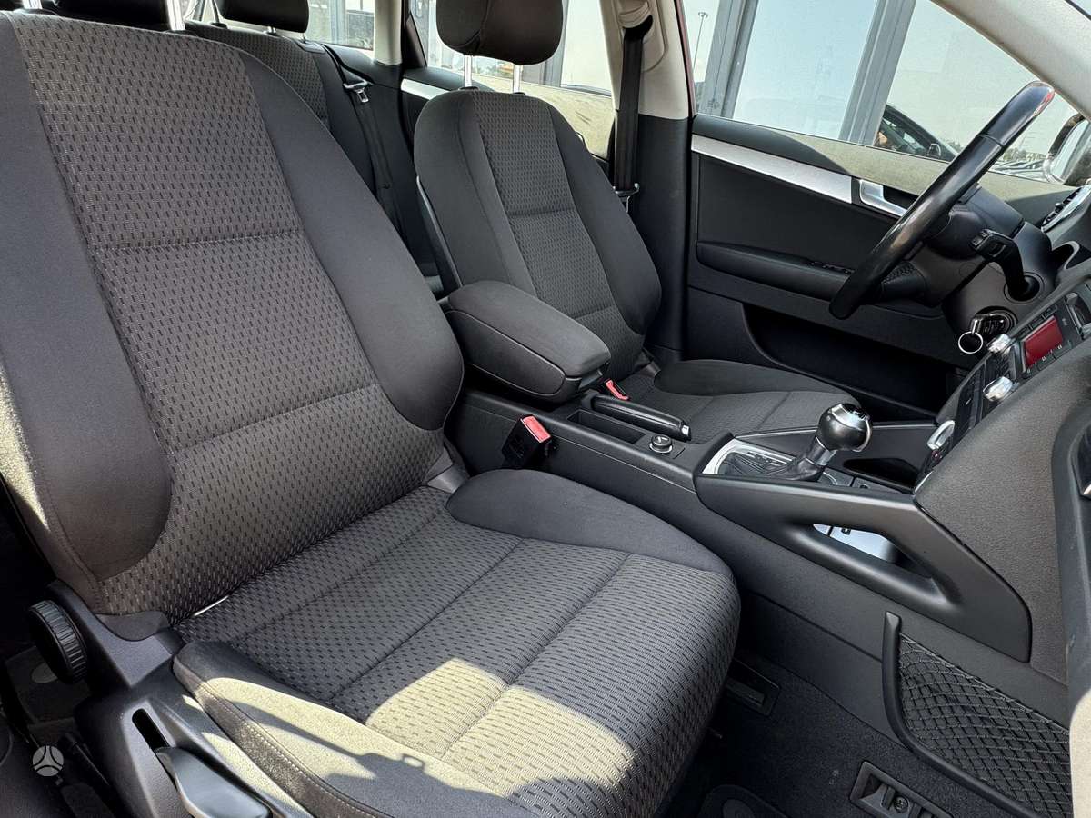 Audi A3, 1.6 l., hatchback