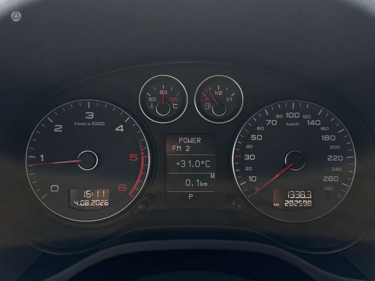 Audi A3, 1.6 l., hatchback