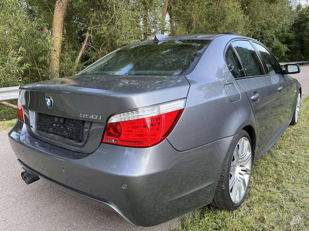 BMW 550, 4.8 l., Седан