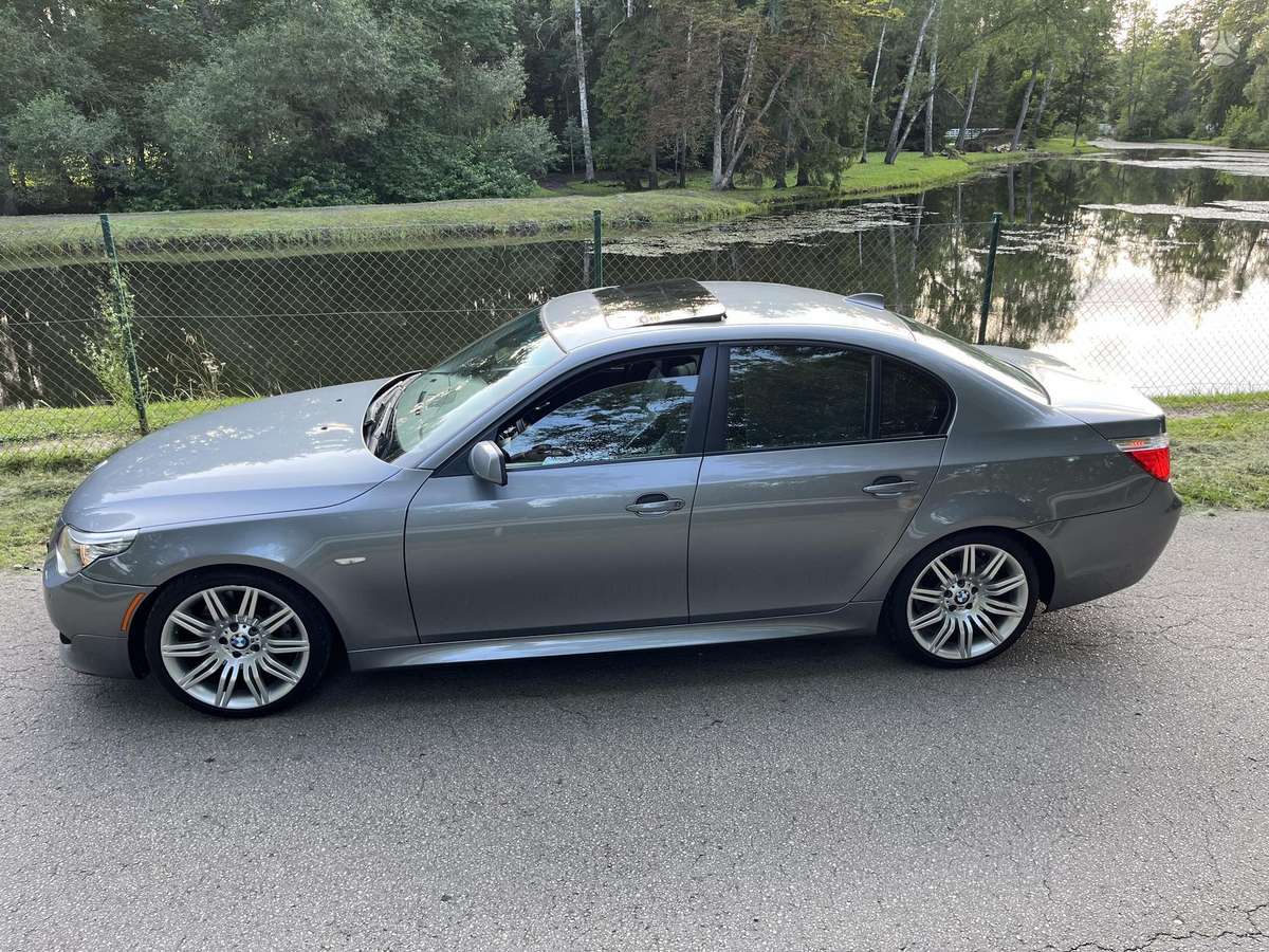 BMW 550, 4.8 l., Седан