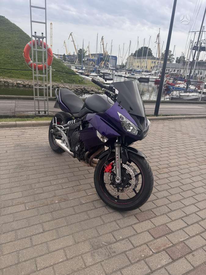 Kawasaki ER 649cc, street / classic