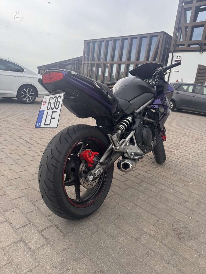 Kawasaki ER 649cc, street / classic