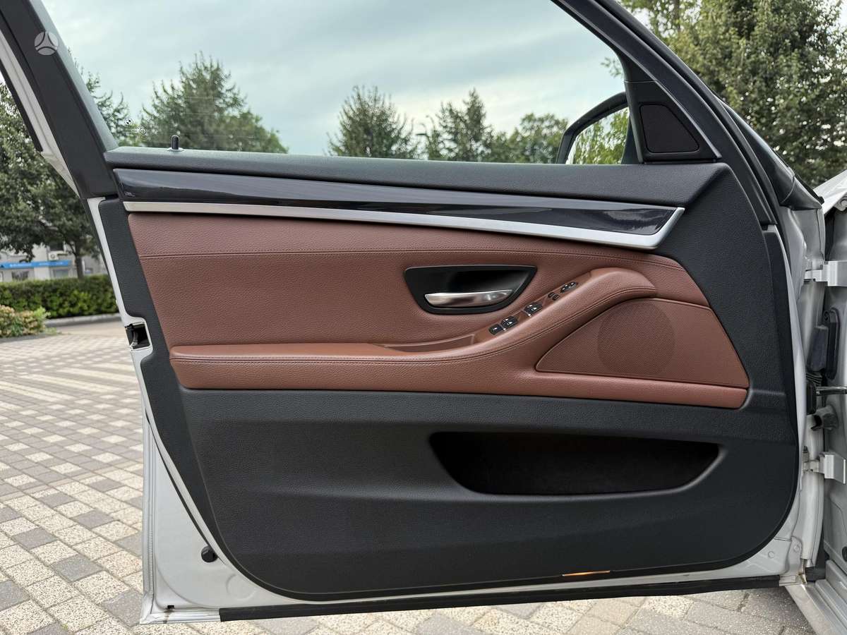 BMW 525, 2.0 l., Универсал