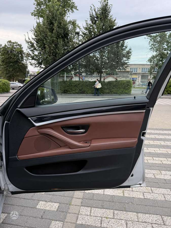 BMW 525, 2.0 l., Универсал
