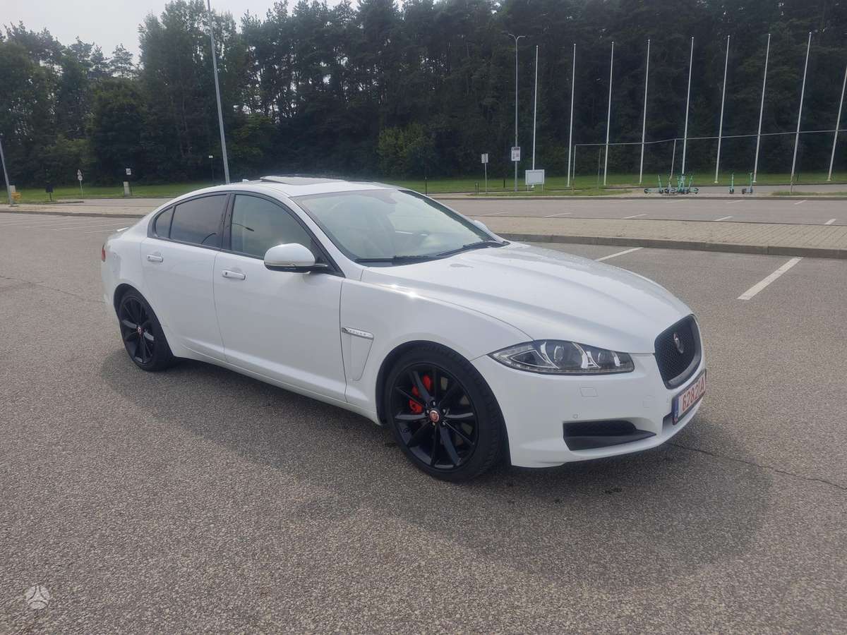 Jaguar XF, 2.0 l., Седан