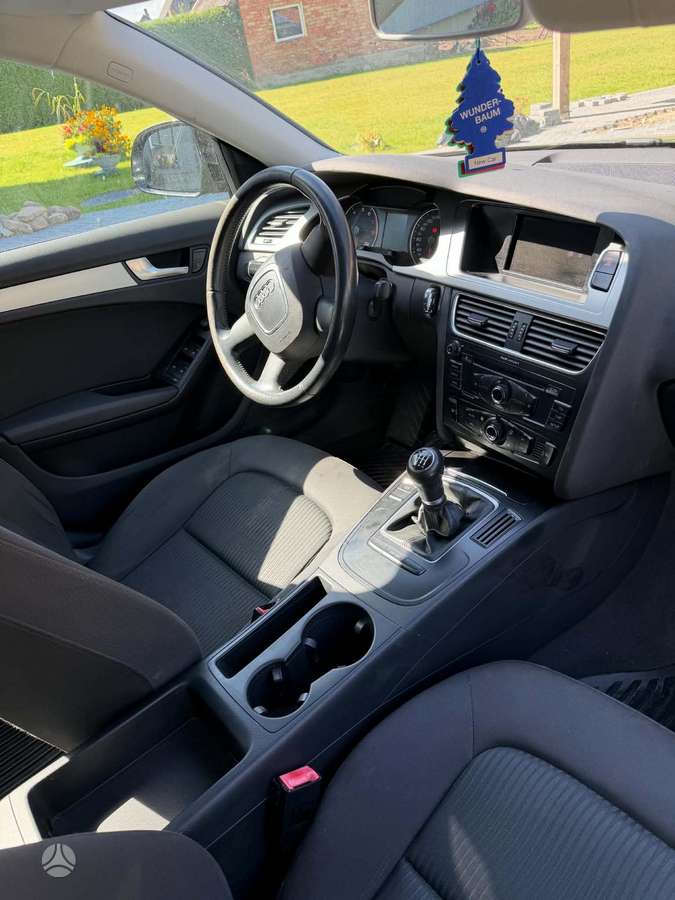 Audi A4, 1.8 l., Универсал