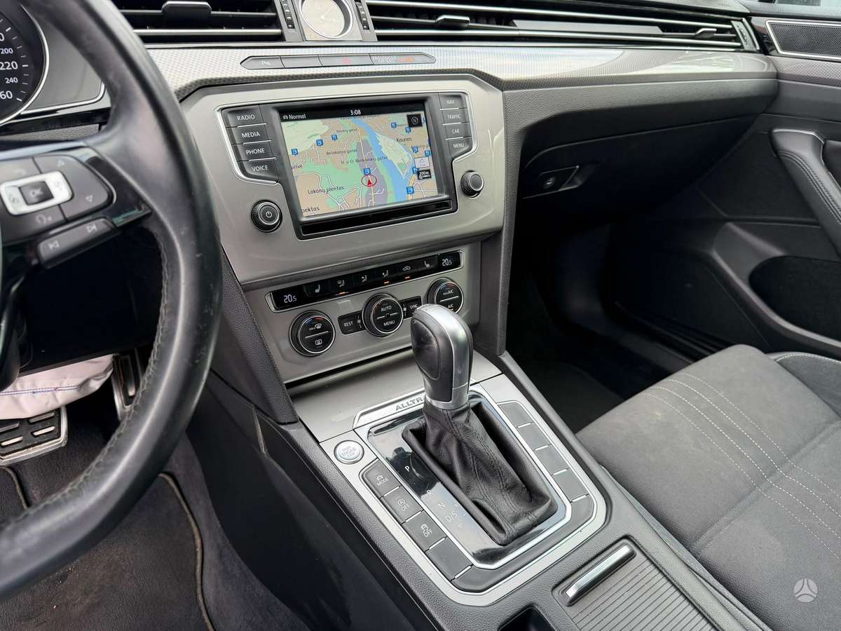 Volkswagen Passat, 2.0 l., Универсал