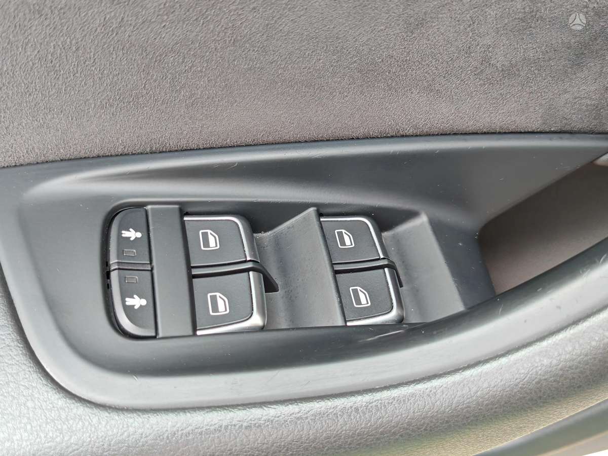 Audi A6, 2.0 l., universalas