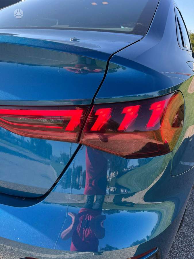 Audi A3, 1.0 l., Седан