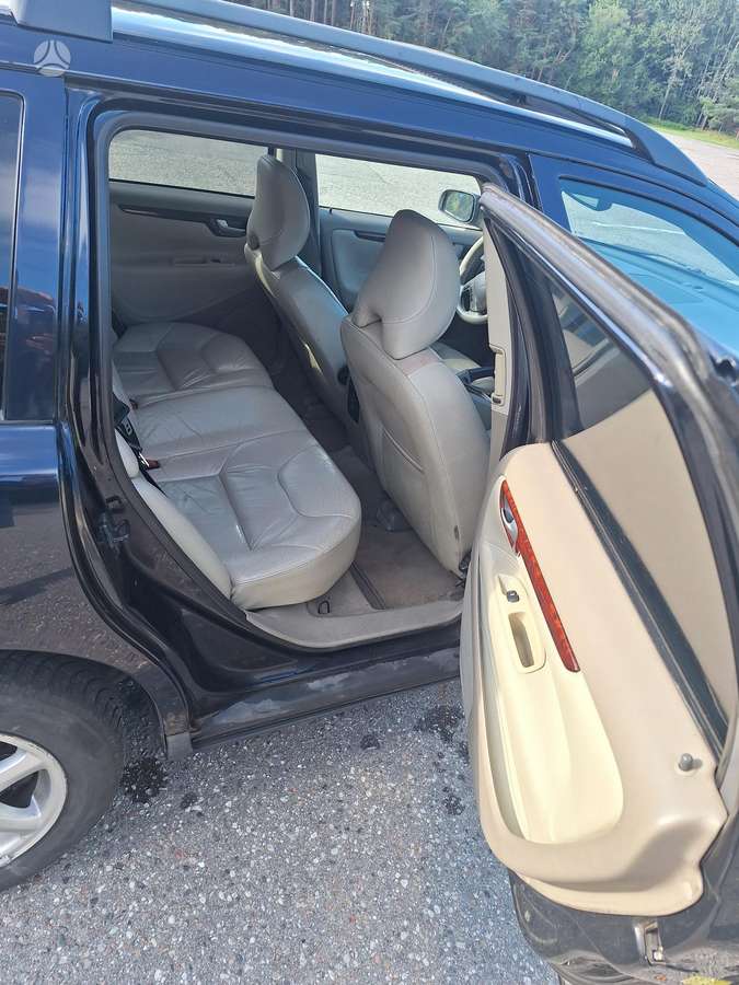 Volvo V70, 2.4 l., wagon