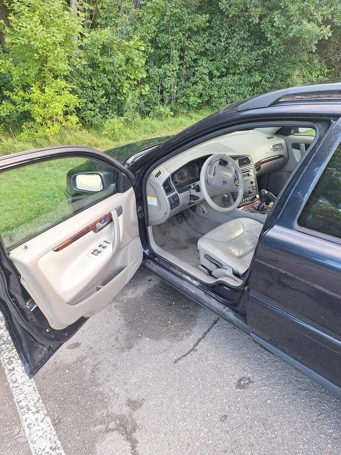 Volvo V70, 2.4 l., wagon