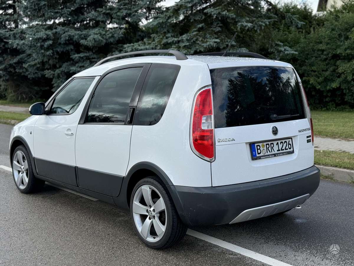 Škoda Roomster Scout - 6