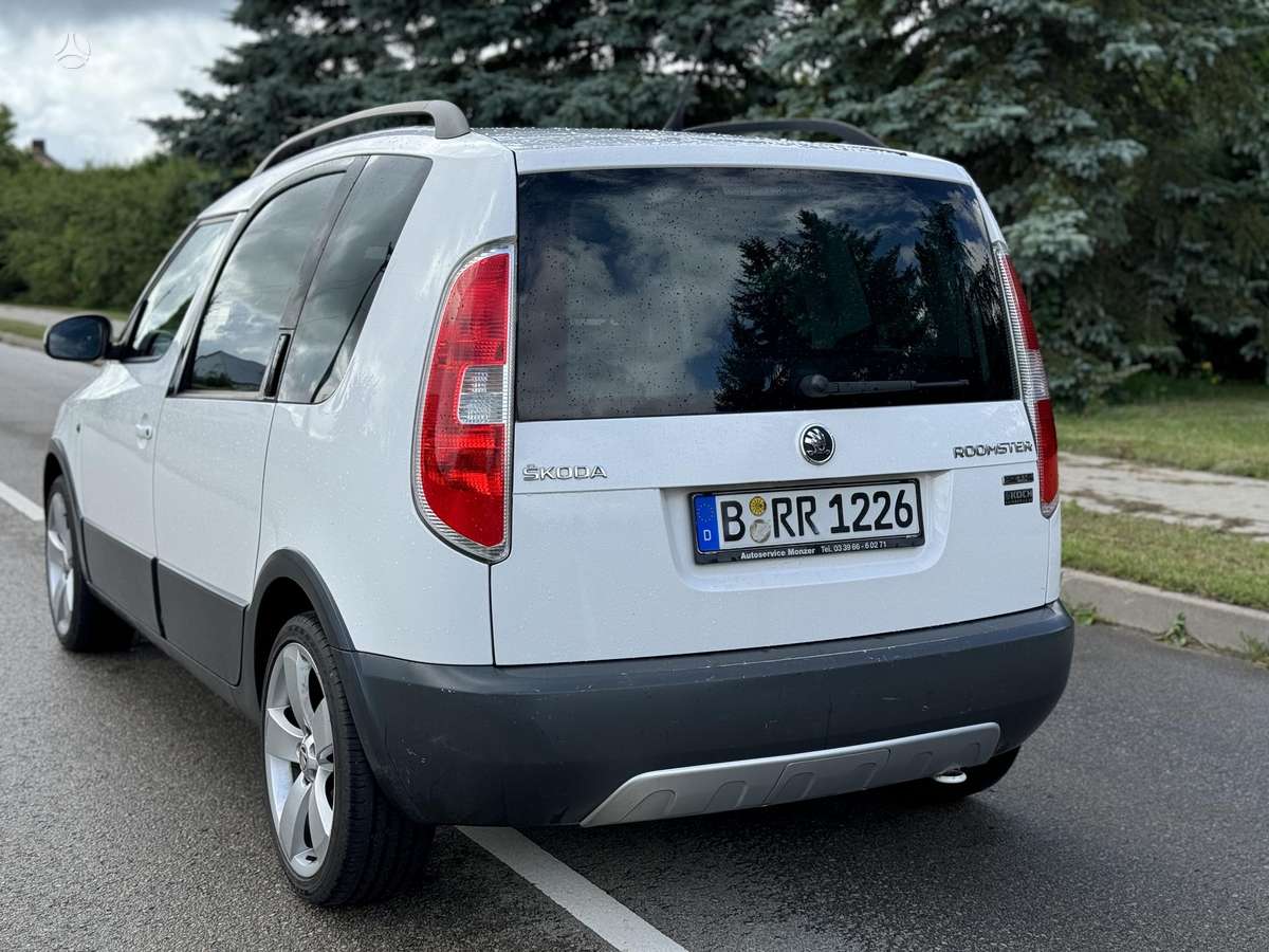 Škoda Roomster Scout - 7