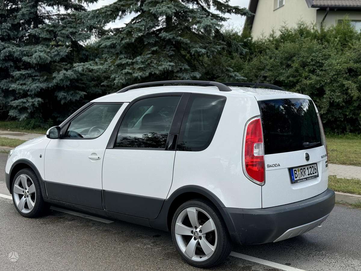 Škoda Roomster Scout - 5