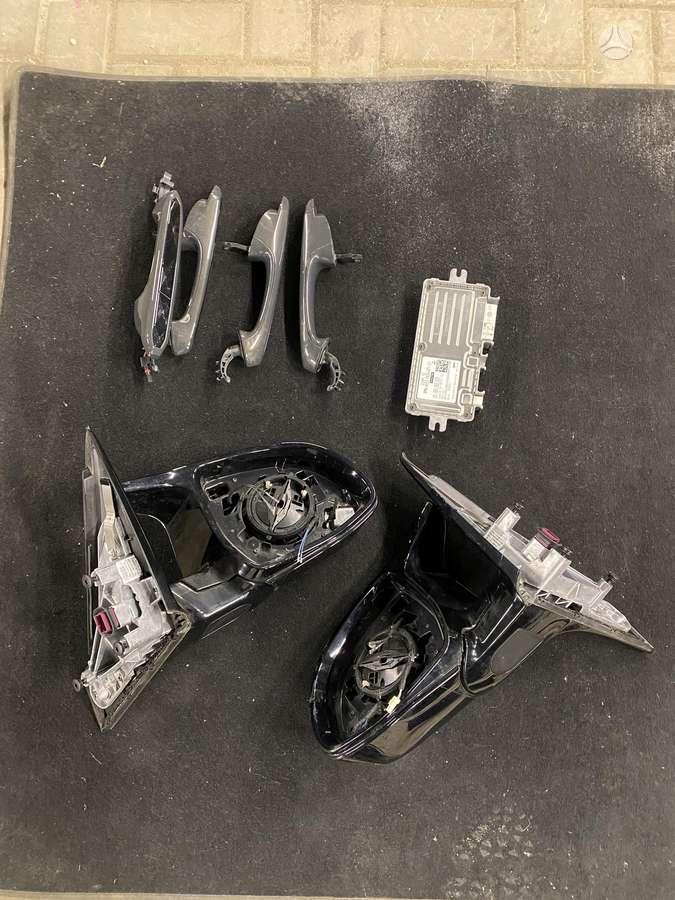 BMW XM salono detalės