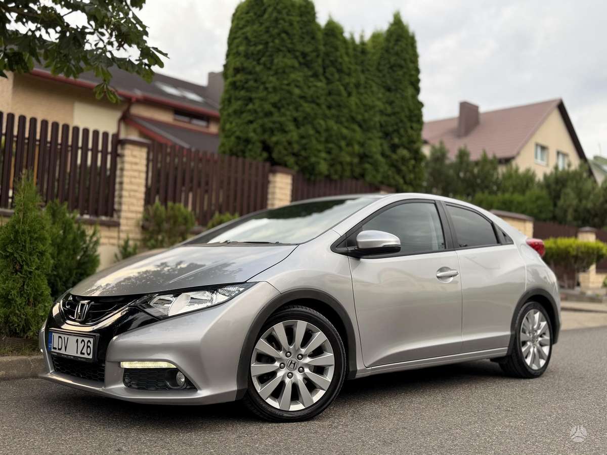 Honda Civic, 1.8 l., hatchback