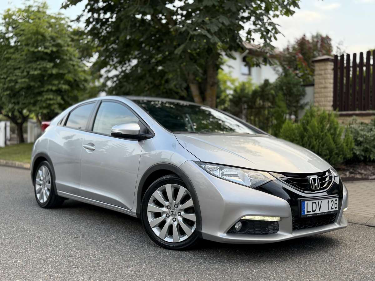 Honda Civic, 1.8 l., hatchback