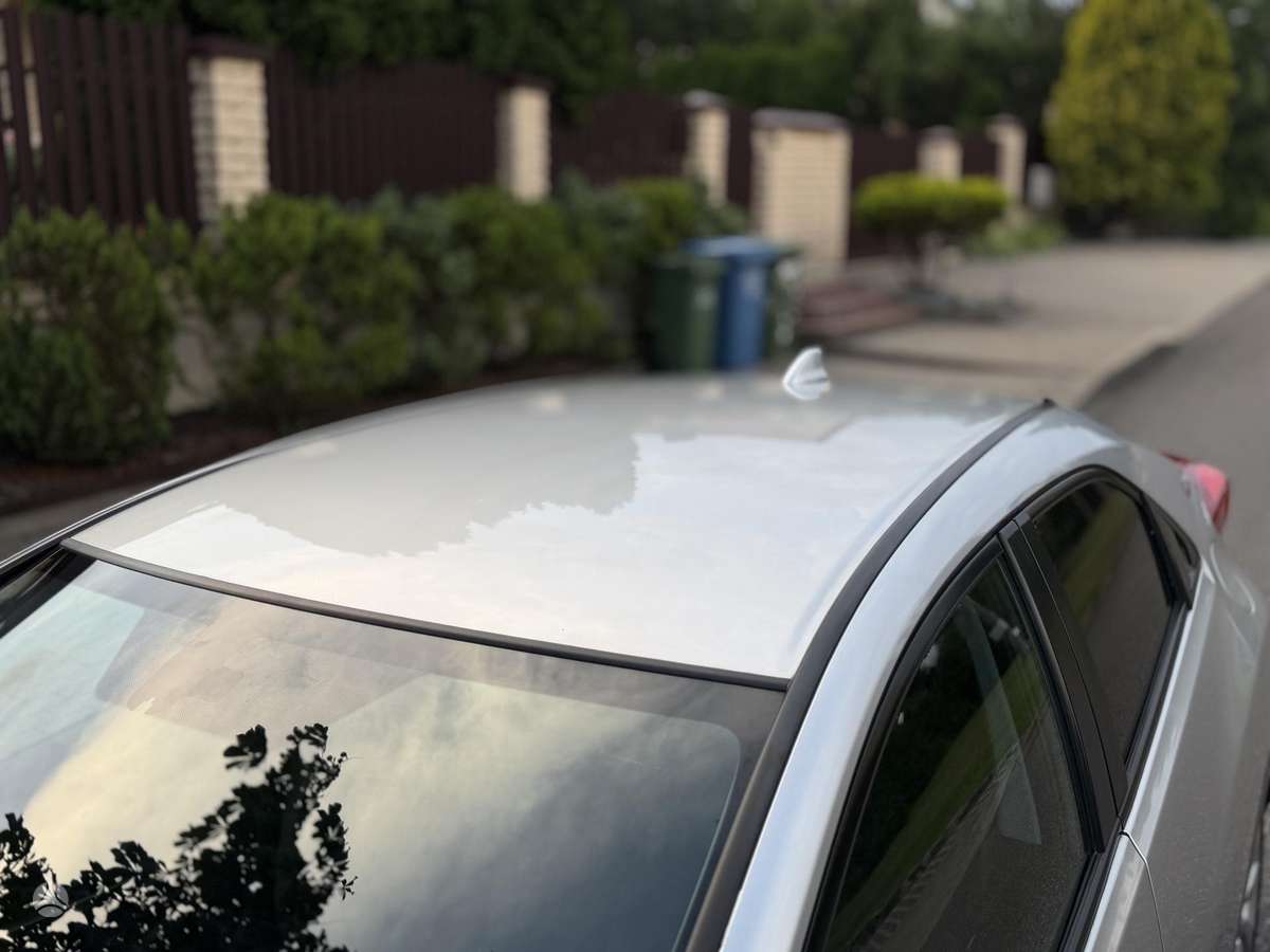 Honda Civic, 1.8 l., hatchback