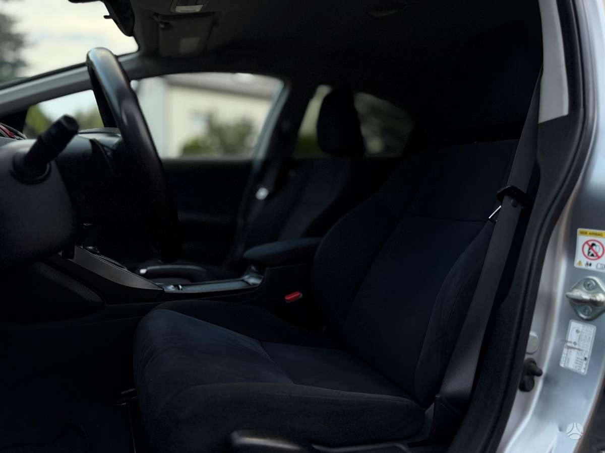 Honda Civic, 1.8 l., hatchback