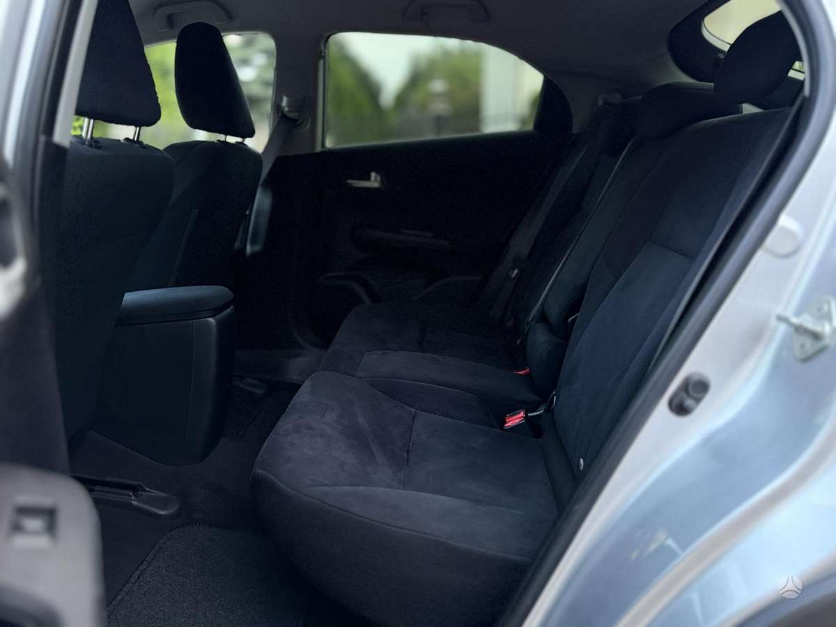Honda Civic, 1.8 l., hatchback